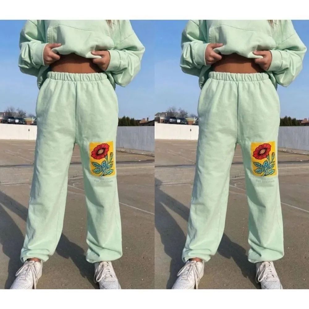 Boys Lie Get Blocked Mint Green baggy Sweatpants size Small